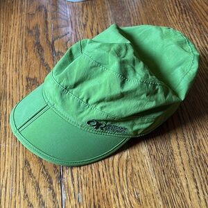 Outdoor Research Green Cap